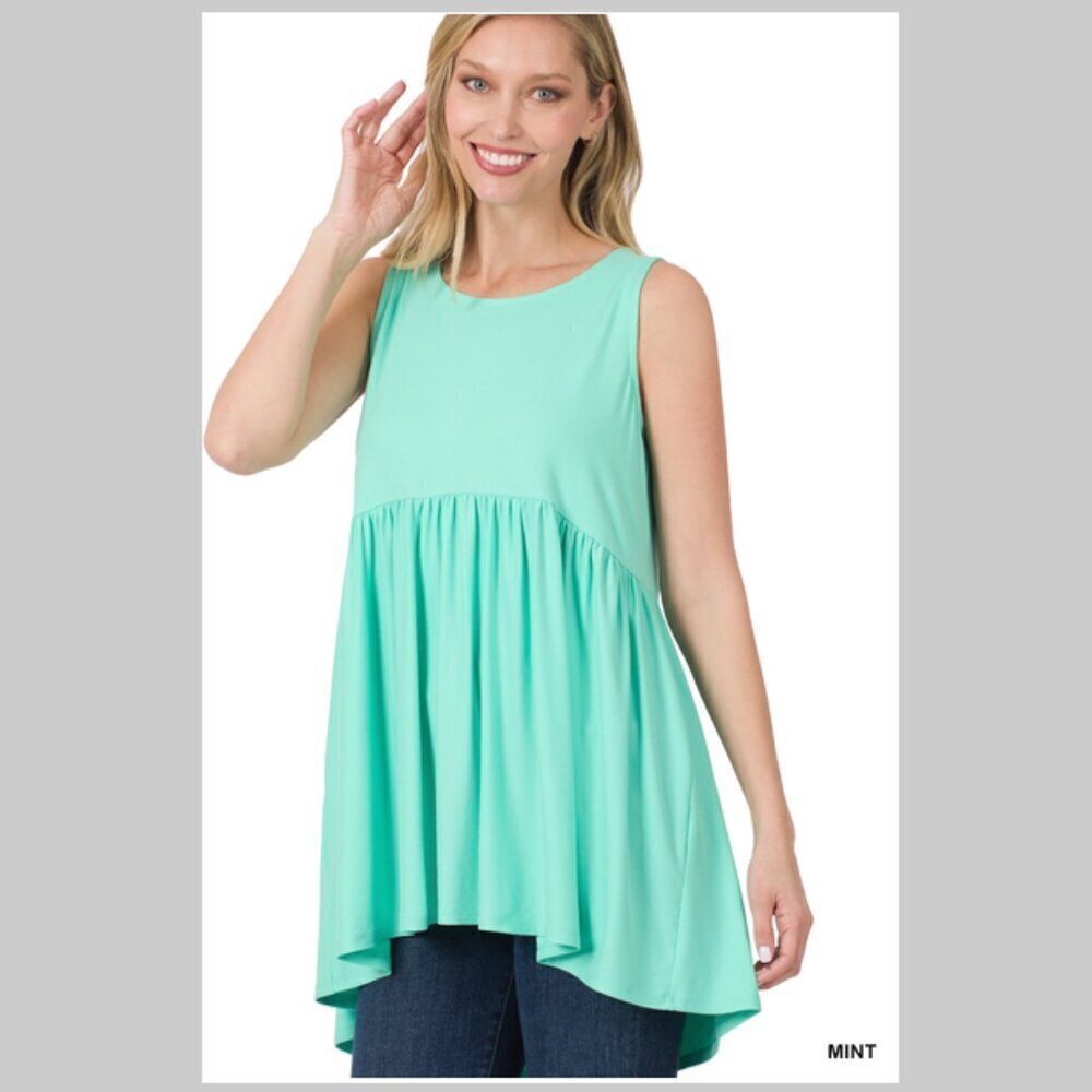 NIB Zenana BRUSHED DTY SLEEVELESS EMPIRE WAIST SHIRRING TOP